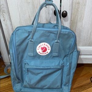 Fjallraven Kanken turquoise backpack normal size